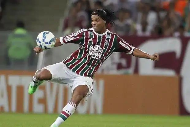 不仅如此 不仅如此